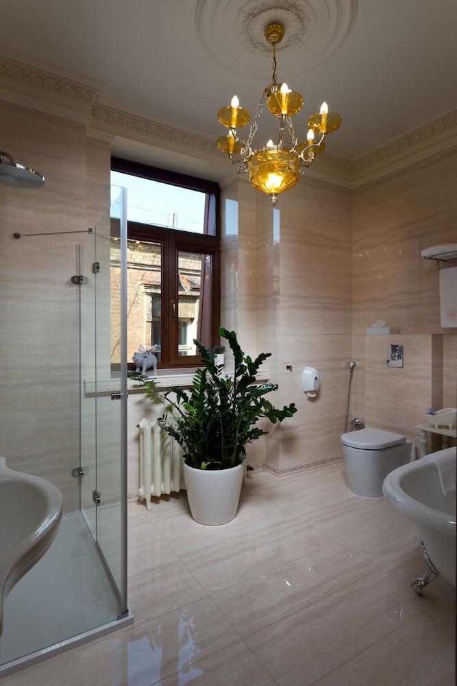 Hotel 19 Kharkov Ngoại thất bức ảnh