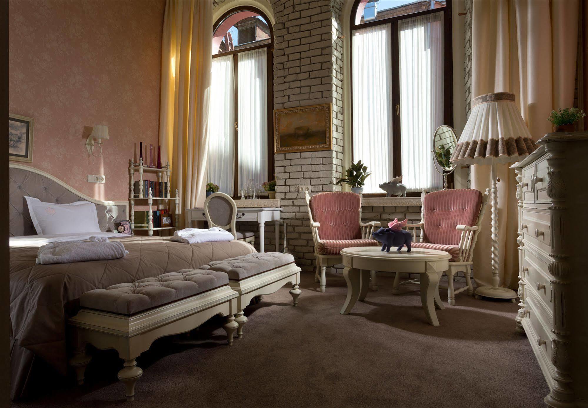 Hotel 19 Kharkov Ngoại thất bức ảnh